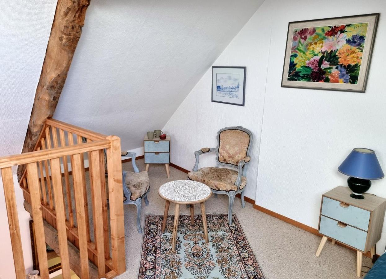 Bed and Breakfast Les Berges de la Planchette à Yvignac-la-Tour Chambre photo