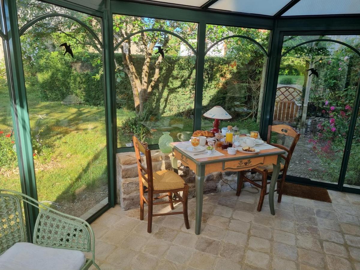 Bed and Breakfast Les Berges de la Planchette à Yvignac-la-Tour Extérieur photo