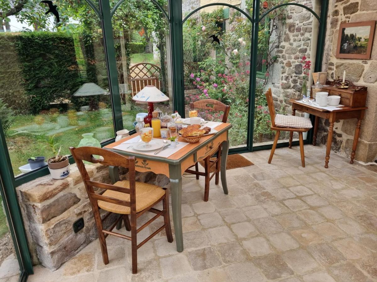 Bed and Breakfast Les Berges de la Planchette à Yvignac-la-Tour Extérieur photo